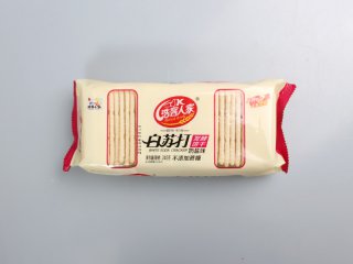 白苏打发酵饼干-奶盐味